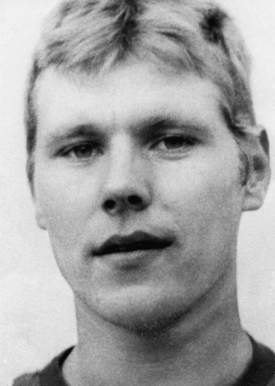 Hans-Jürgen Starrost: born on June 24, 1955, shot at the Berlin Wall on April 14, 1981 while trying to escape, died from his bullet wounds on May 16, 1981 (date of photo not known) Hans-Jürgen Starrost: born on June 24, 1955, shot at the Berlin Wall on April 14, 1981 while trying to escape, died from his bullet wounds on May 16, 1981 (date of photo not known)